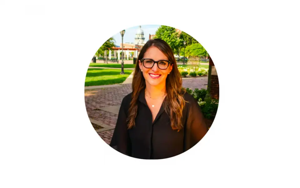 司会：ケイティ・シーハン