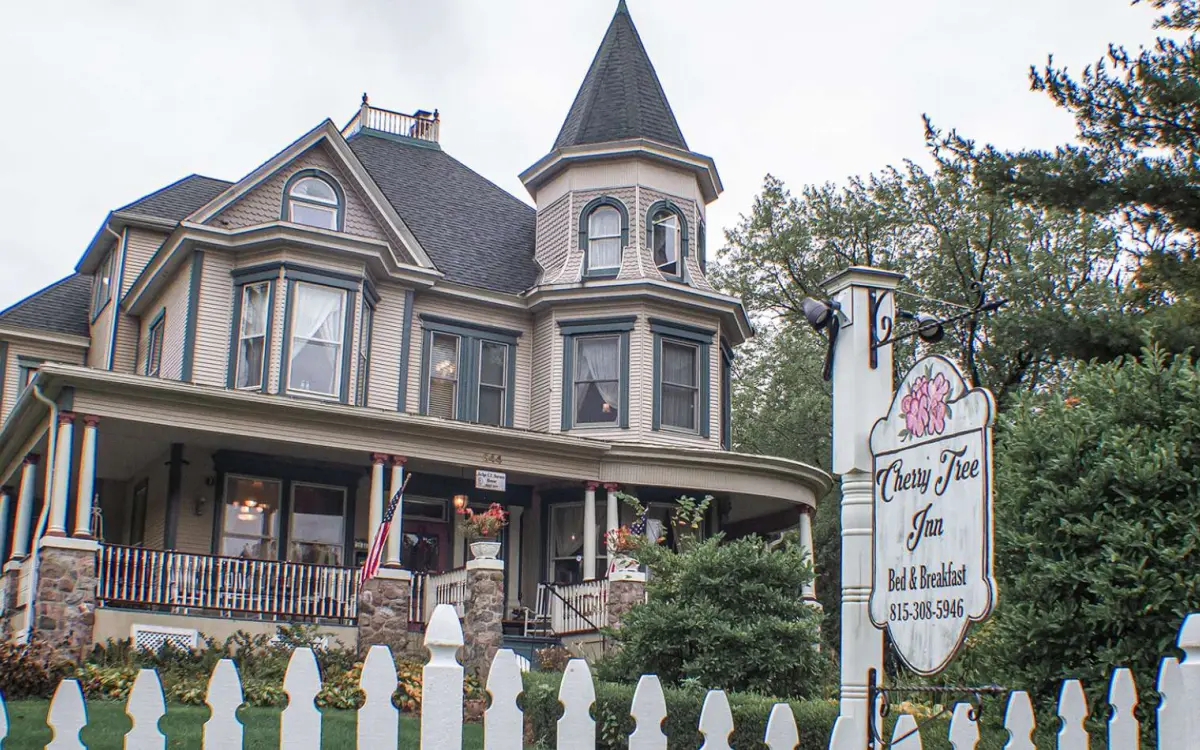 チェリー・ツリー・イン