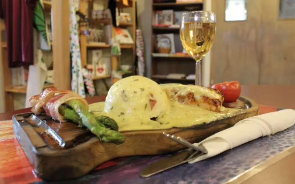 バーベキュー・サーモン料理