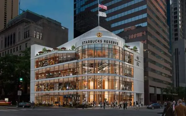 大きなビルの外観 