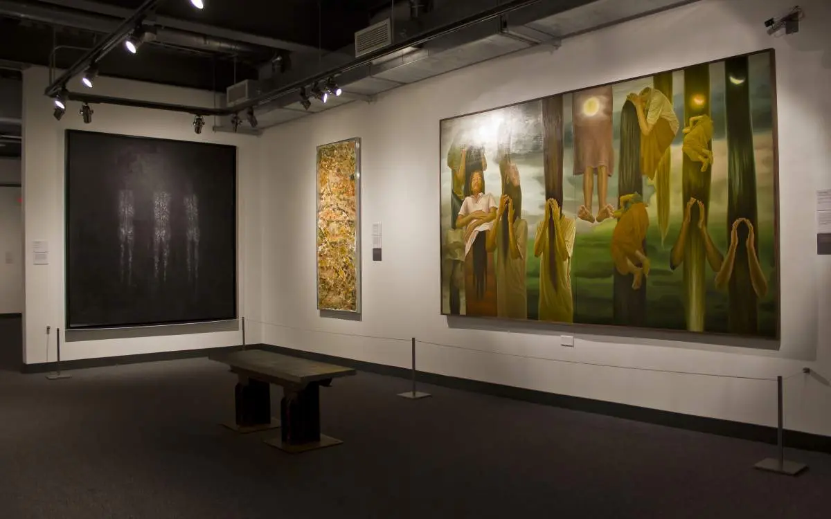 ホロコースト博物館・教育センターの絵画。