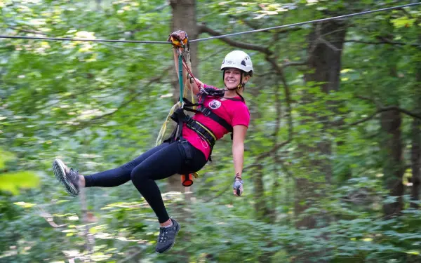 キャノピー・ツアー
