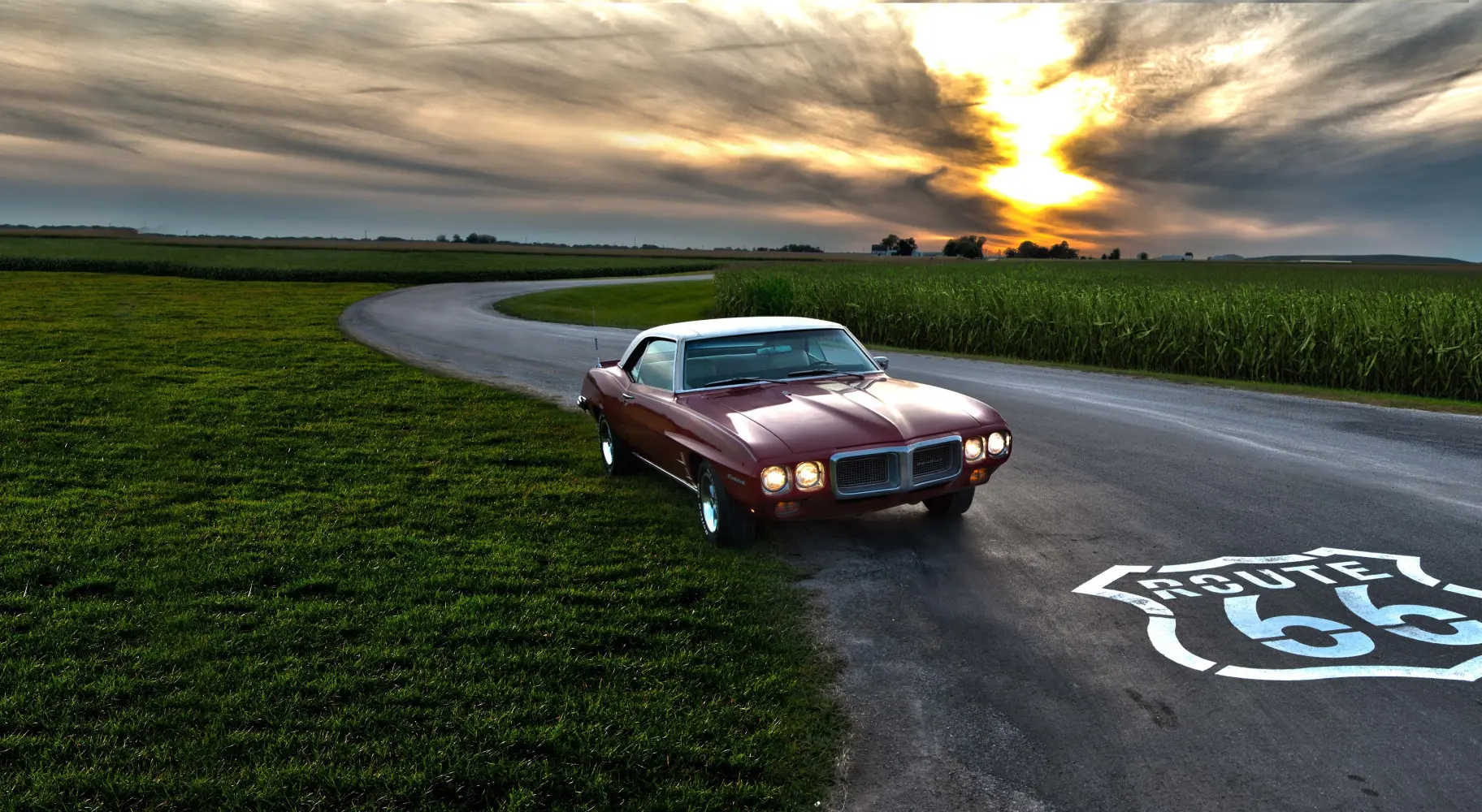 ルート66で停車中の車