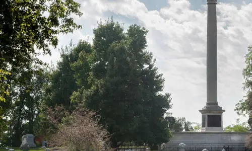 イライジャ・P・ラブジョイ記念碑、アルトン